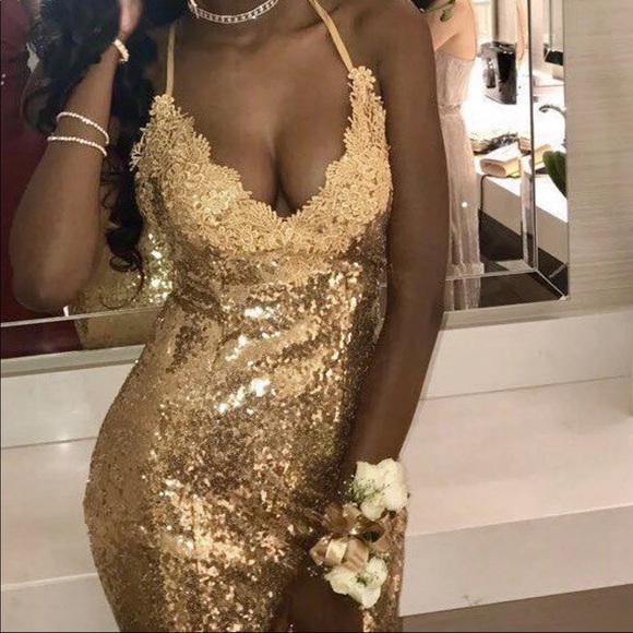 Elegant long gold sequence prom dress - Picture 3 of 7